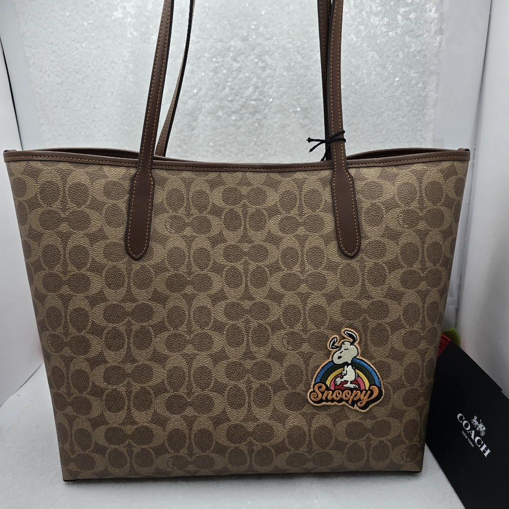 Coach x Peanuts City Tote with Snoopy, Lucy, Charlie Brown Patches Tan & Khaki - Picture 9 of 15